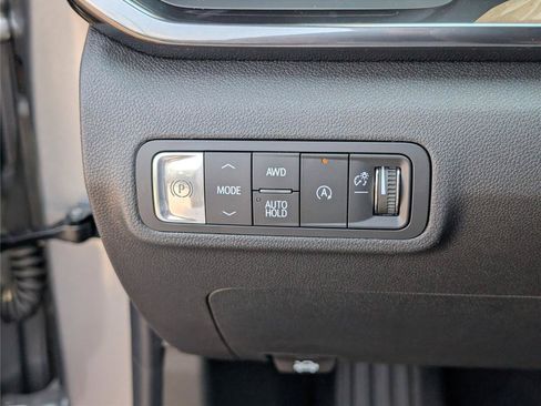 Used 2026 GMC Terrain AT4 AWD/4WD image 18