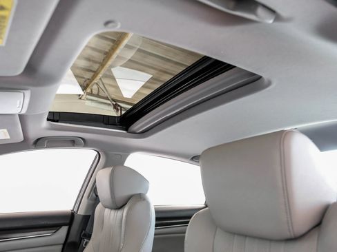 Used 2018 Honda Accord EX-L image 4