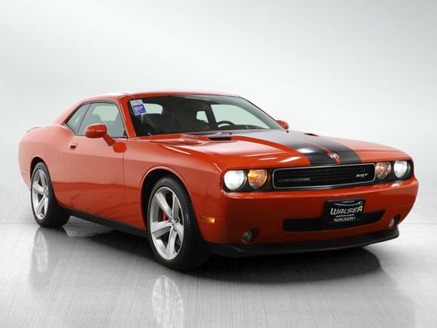 Used 2009 Dodge Challenger SRT8 w/ SRT Option Group II image 7
