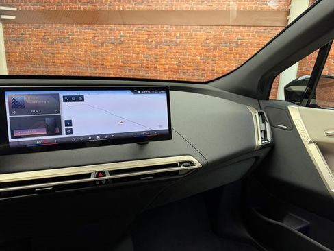 New 2026 BMW iX xDrive45 image 17