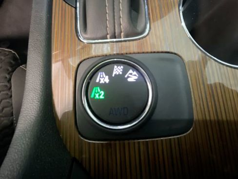 Used 2019 GMC Acadia SLE image 19