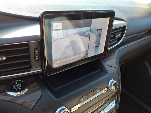 Used 2020 Ford Explorer Limited w/ Class III Trailer Tow Package image 22