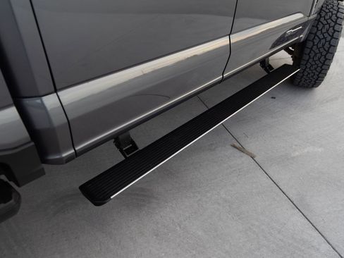 Used 2024 Ford F350 Platinum w/ FX4 Off-Road Package image 21