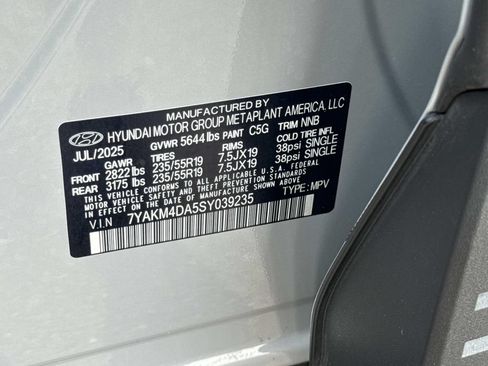 Used 2025 Hyundai Ioniq 5 SE RWD image 31