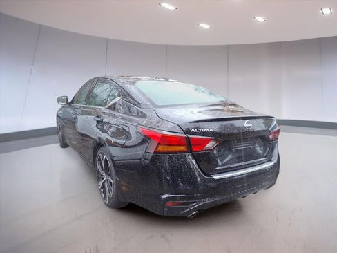 Used 2023 Nissan Altima 2.5 SR image 3