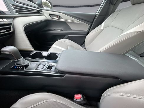 Used 2025 Toyota Camry SE w/ Multimedia Upgrade Package FWD image 27