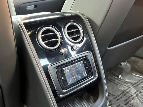 Used 2014 Bentley Flying Spur W12 image 18