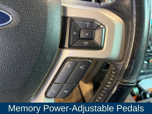 Used 2018 Ford F350 Lariat w/ Lariat Ultimate Package AWD/4WD image 12