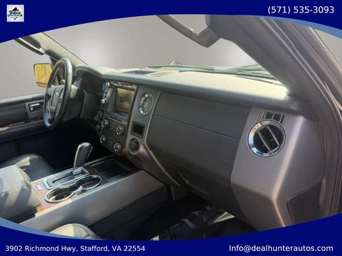 Used 2015 Ford Expedition Platinum AWD/4WD image 19