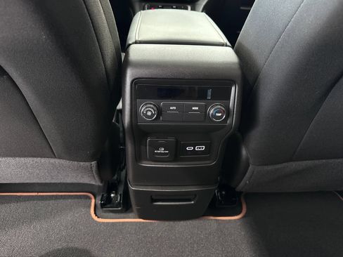 Certified 2023 GMC Acadia AT4 AWD/4WD image 29