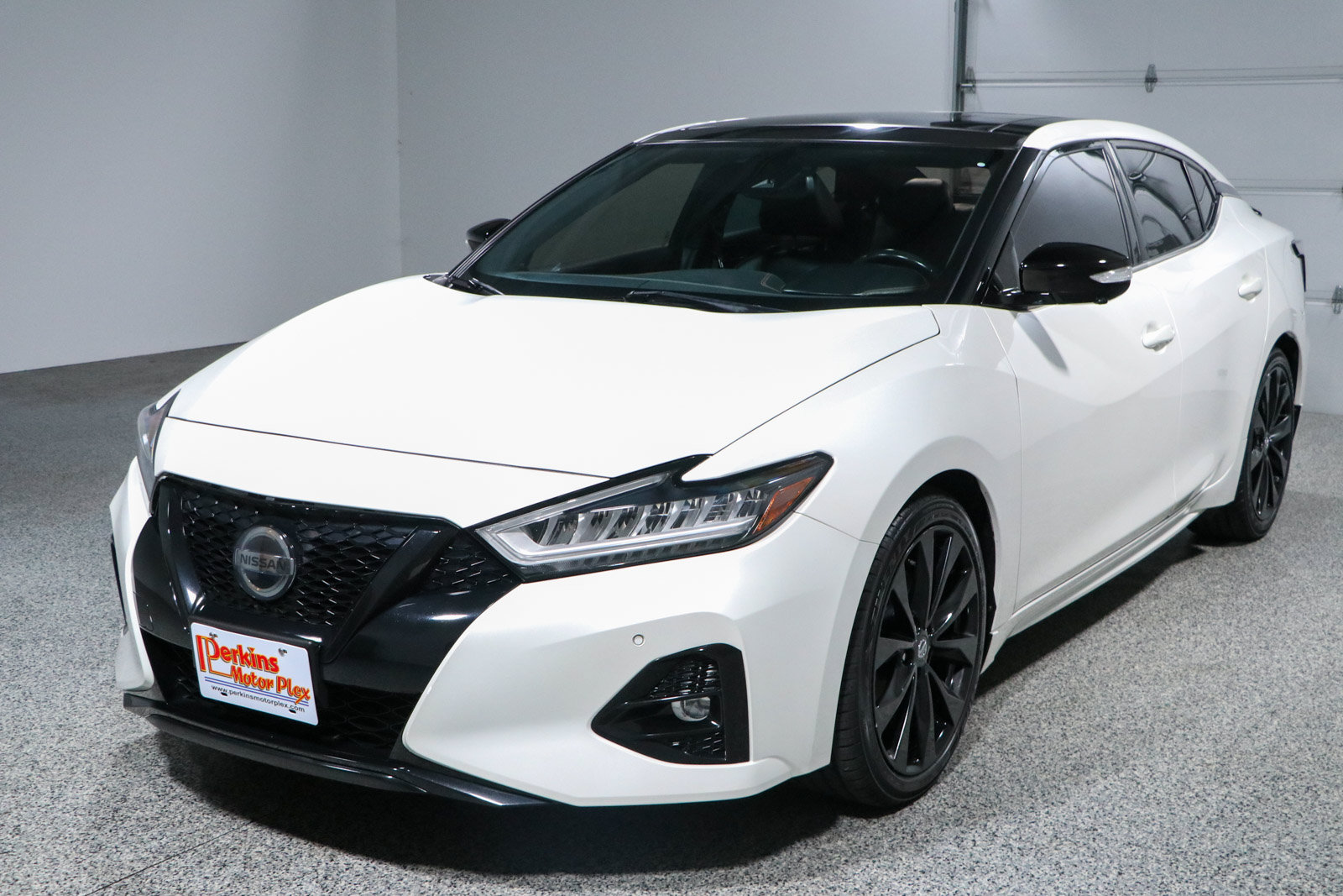Used 2021 Nissan Maxima SR w/ Sport Mat Group FWD image 31