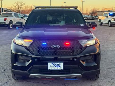 New 2025 Ford Explorer 4WD Police Interceptor image 4