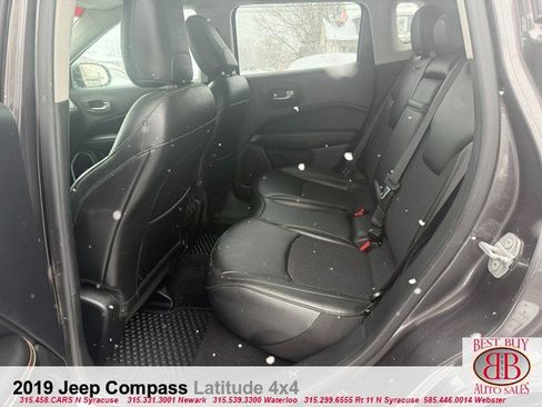 Used 2019 Jeep Compass Latitude w/ Cold Weather Group AWD/4WD image 15
