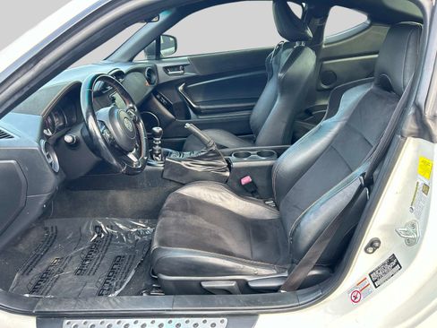 Used 2017 Toyota 86 860 Special Edition image 11