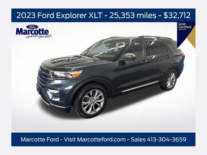 Certified 2023 Ford Explorer XLT w/ Equipment Group 202A