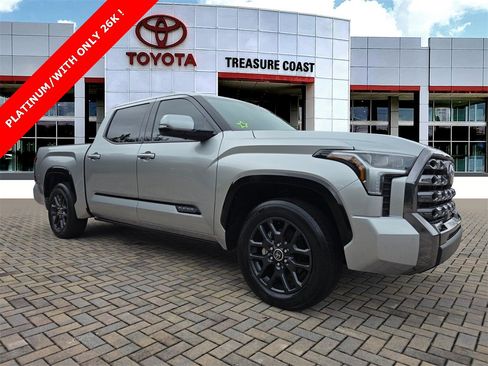 Used 2023 Toyota Tundra Platinum image 1