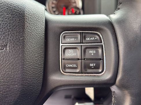 Used 2017 RAM 1500 Big Horn AWD/4WD image 11