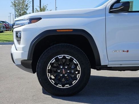 New 2026 GMC Canyon AT4 image 6