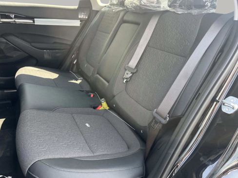 New 2026 Kia Seltos S FWD image 21