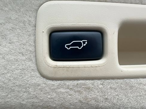 Used 2013 Lexus RX 350 AWD w/ Navigation Pkg image 28