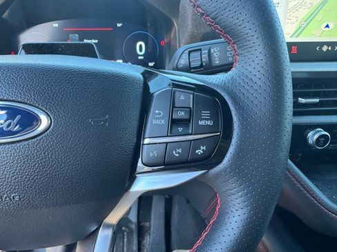 Used 2025 Ford Explorer ST-Line image 15