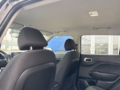 Used 2026 Hyundai Venue SE image 44