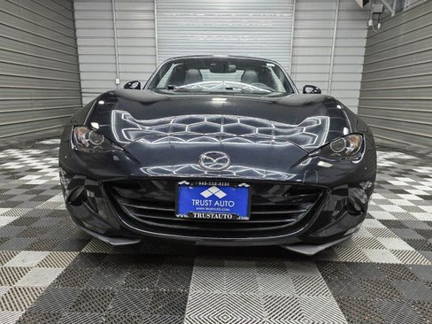 Used 2020 MAZDA MX-5 Miata RF Grand Touring RWD image 3