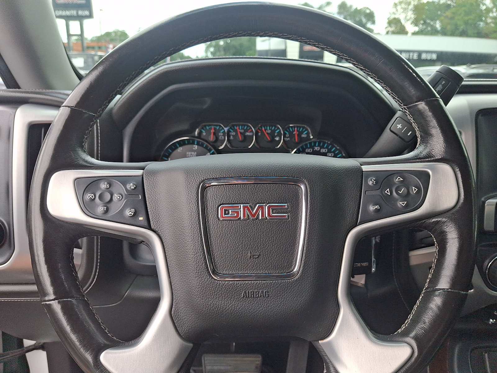 Used 2018 GMC Sierra 1500 SLT AWD/4WD image 18