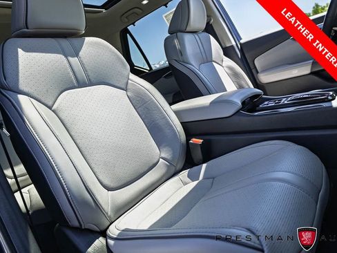 Used 2025 Honda Pilot Elite image 4
