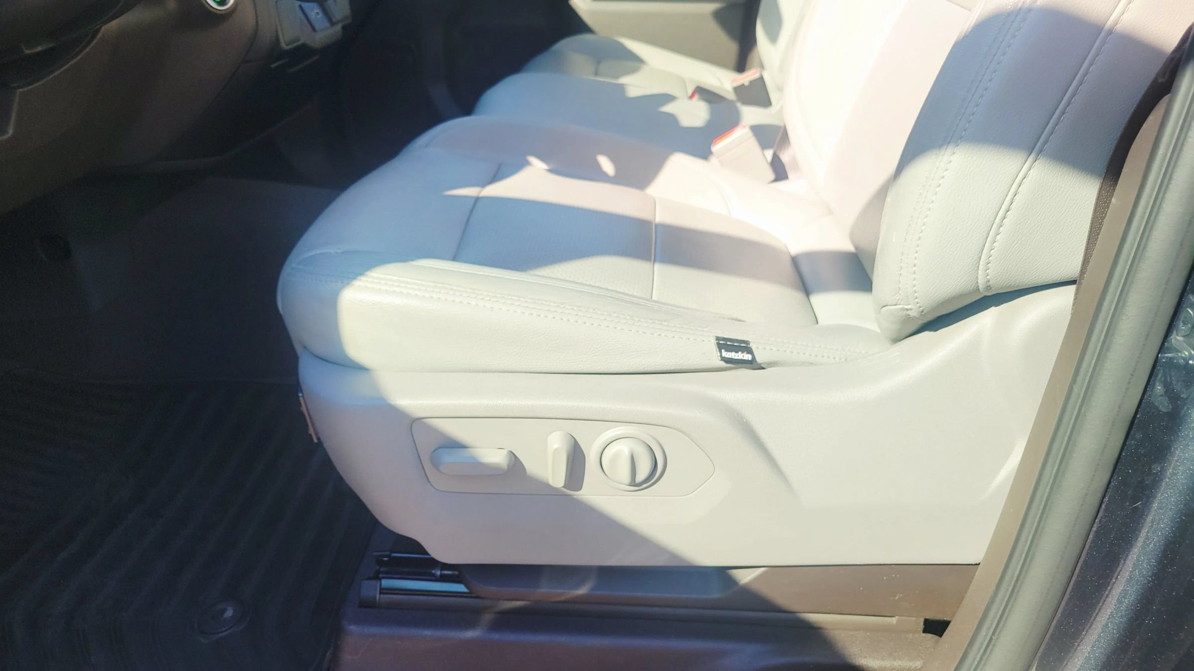 Used 2020 Chevrolet Silverado 1500 LT w/ All-Star Edition RWD image 21