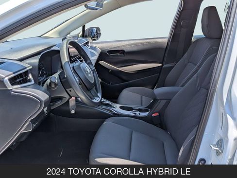 Used 2024 Toyota Corolla LE FWD image 14