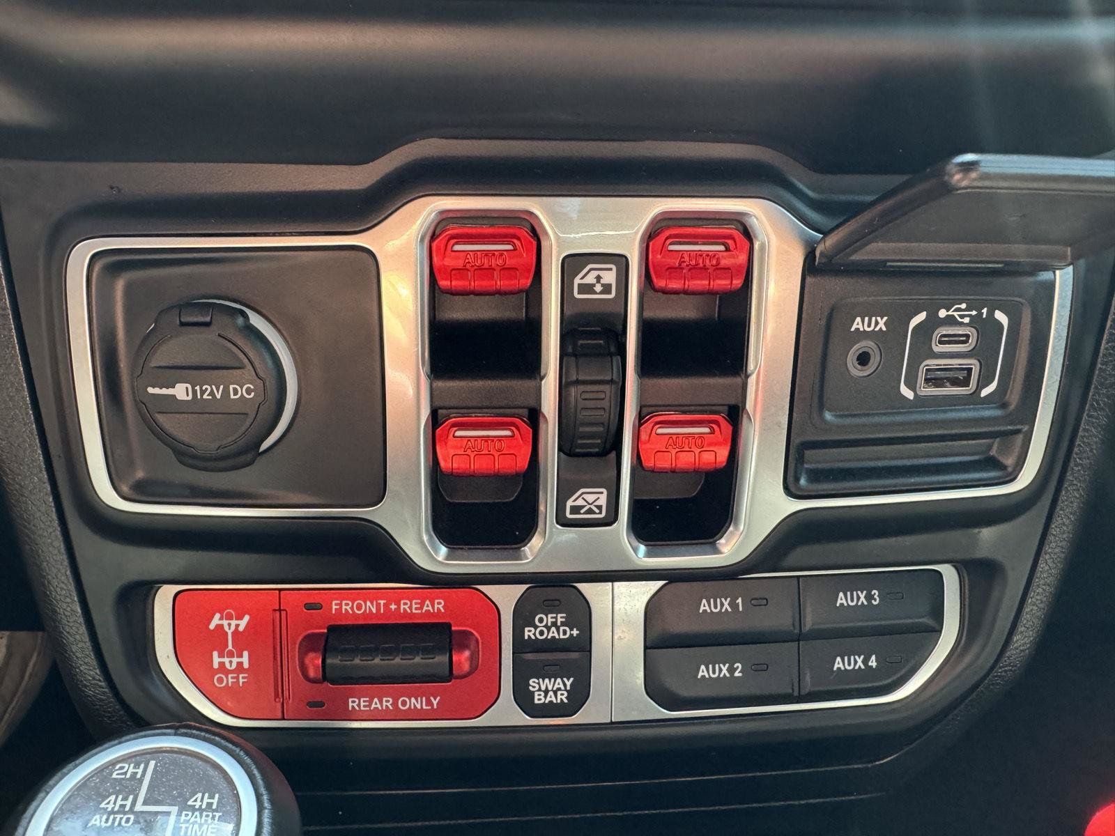 Used 2021 Jeep Wrangler Unlimited Rubicon w/ Uconnect 4C Nav & Sound Group AWD/4WD image 19