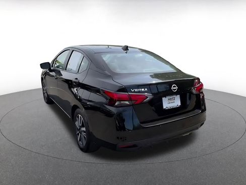 Used 2025 Nissan Versa SV image 12