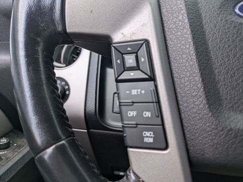 Used 2017 Ford Expedition Limited w/ Equipment Group 301A RWD image 29