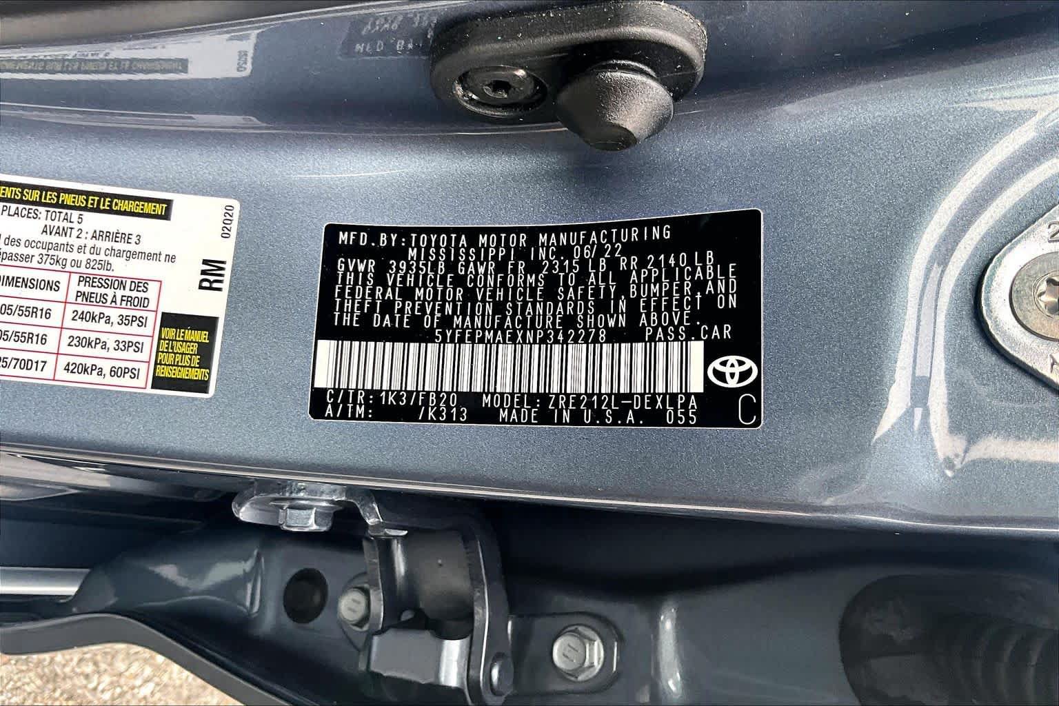 Used 2022 Toyota Corolla LE FWD image 36