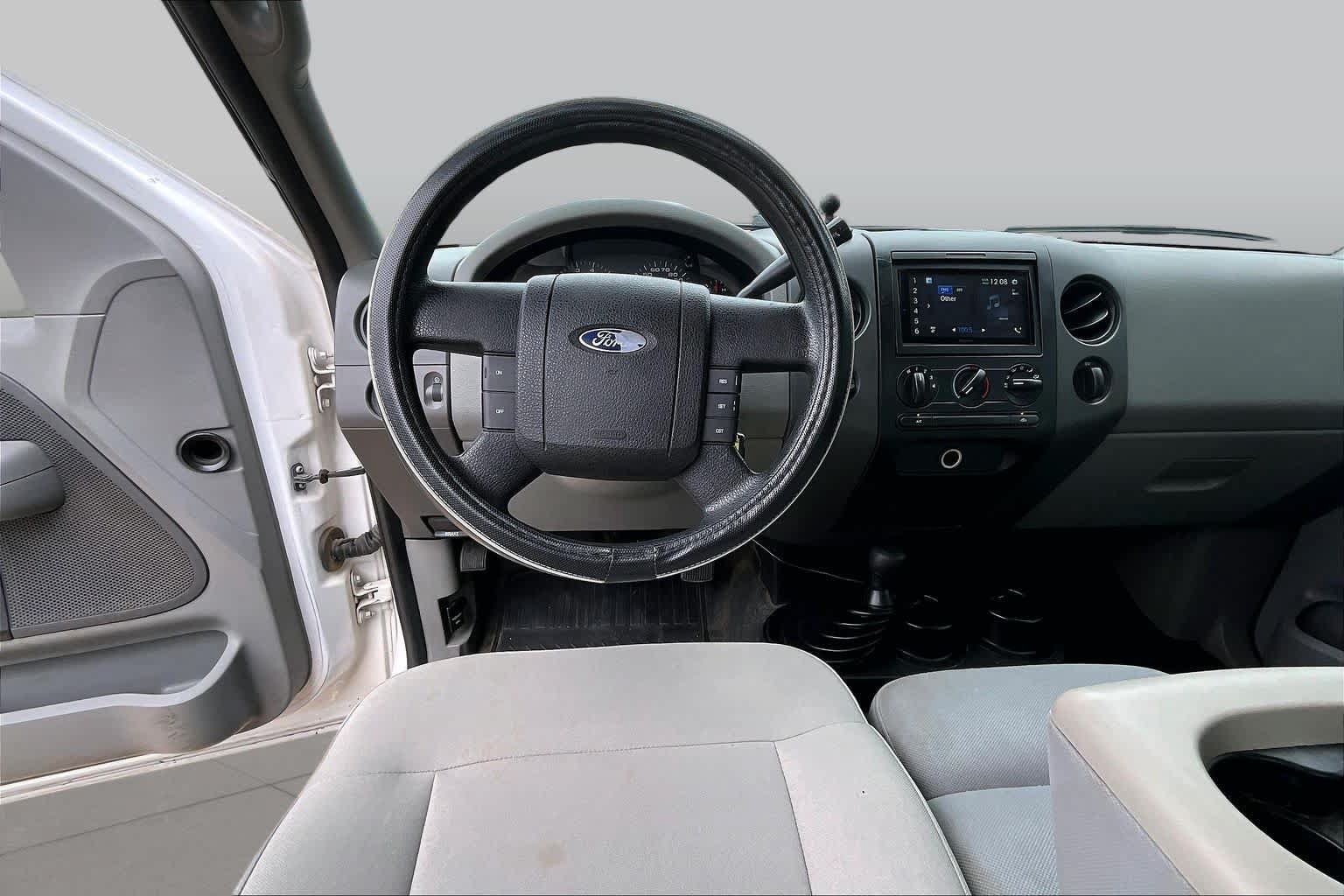 Used 2007 Ford F150 XLT AWD/4WD image 5