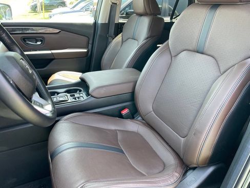 Used 2024 Honda Pilot Elite image 6