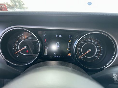 Used 2021 Jeep Wrangler Unlimited Sport image 12