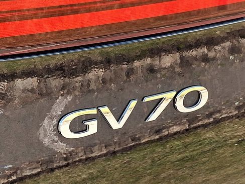 Used 2025 Genesis GV70 2.5T image 30