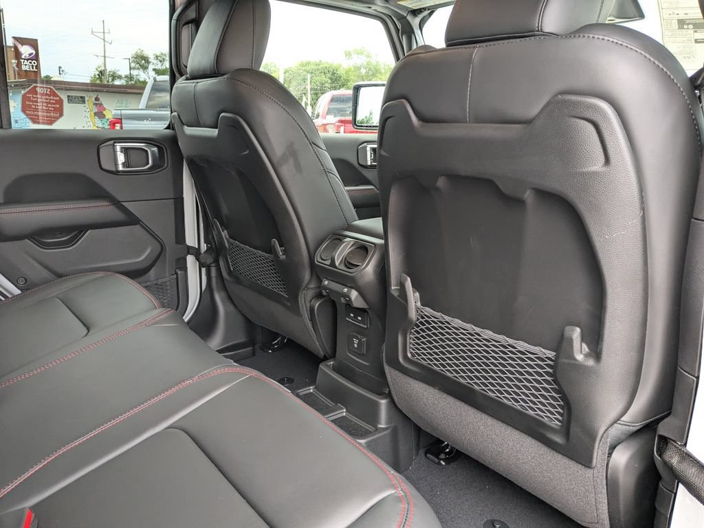 New 2027 Jeep Wrangler Unlimited Rubicon AWD/4WD image 12