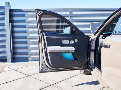 Used 2025 Rolls-Royce Ghost image 29