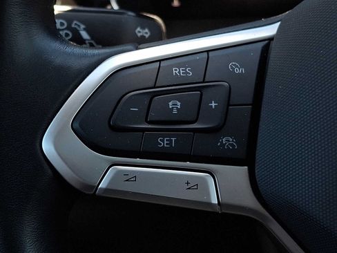 Used 2023 Volkswagen Jetta SE FWD image 18