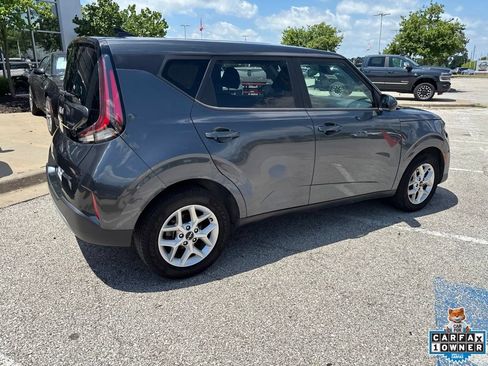 Used 2024 Kia Soul LX w/ Option Group 015 FWD image 26