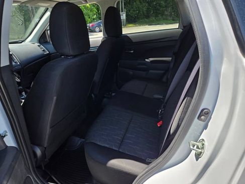 Used 2024 Mitsubishi Outlander Sport AWD image 11