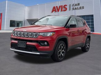 Used 2025 Jeep Compass Limited video 1