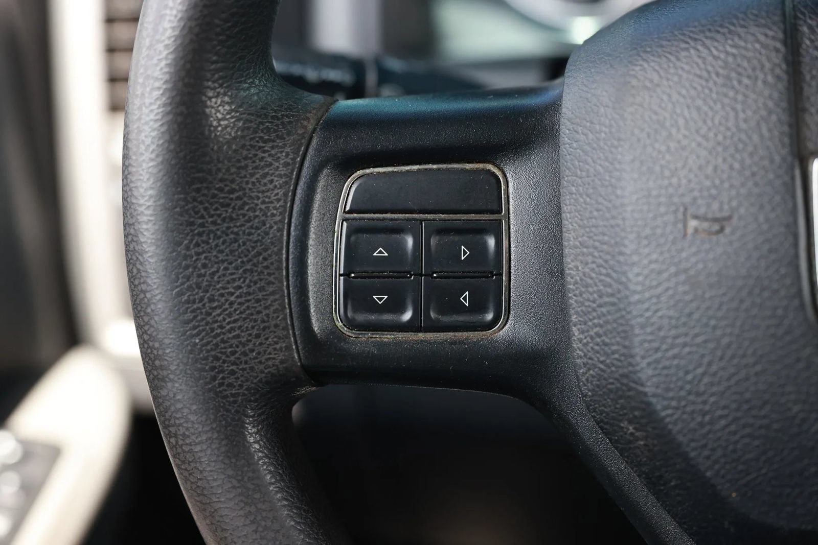 Used 2018 RAM 2500 Tradesman w/ Power & Remote Entry Group RWD image 23