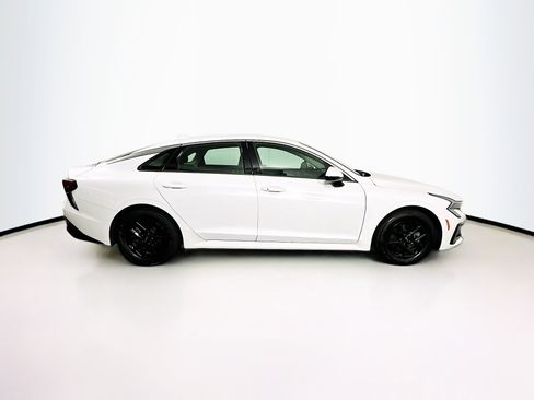 Used 2025 Kia K5 LXS image 10