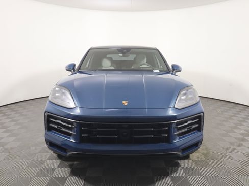 Used 2026 Porsche Cayenne E-Hybrid Coupe AWD/4WD image 10