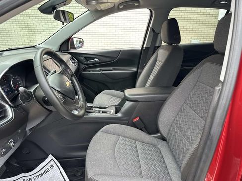 Certified 2024 Chevrolet Equinox LT FWD image 17