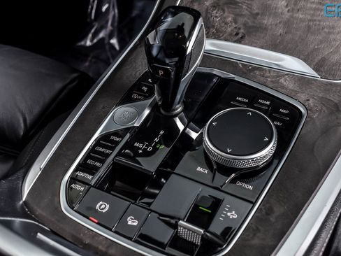 Used 2020 BMW X7 xDrive40i w/ Premium Package image 28